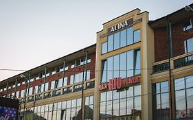 Alina Hotel & Hostel